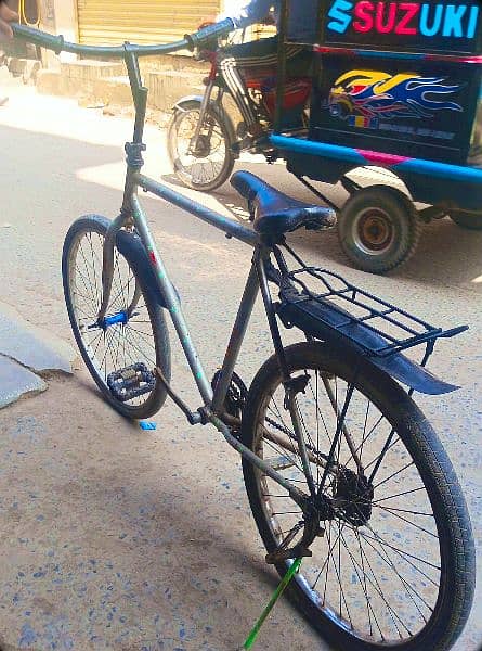 phonix cycle all ok no issue brakes no jis bhi na Leni ho rabta kary 1