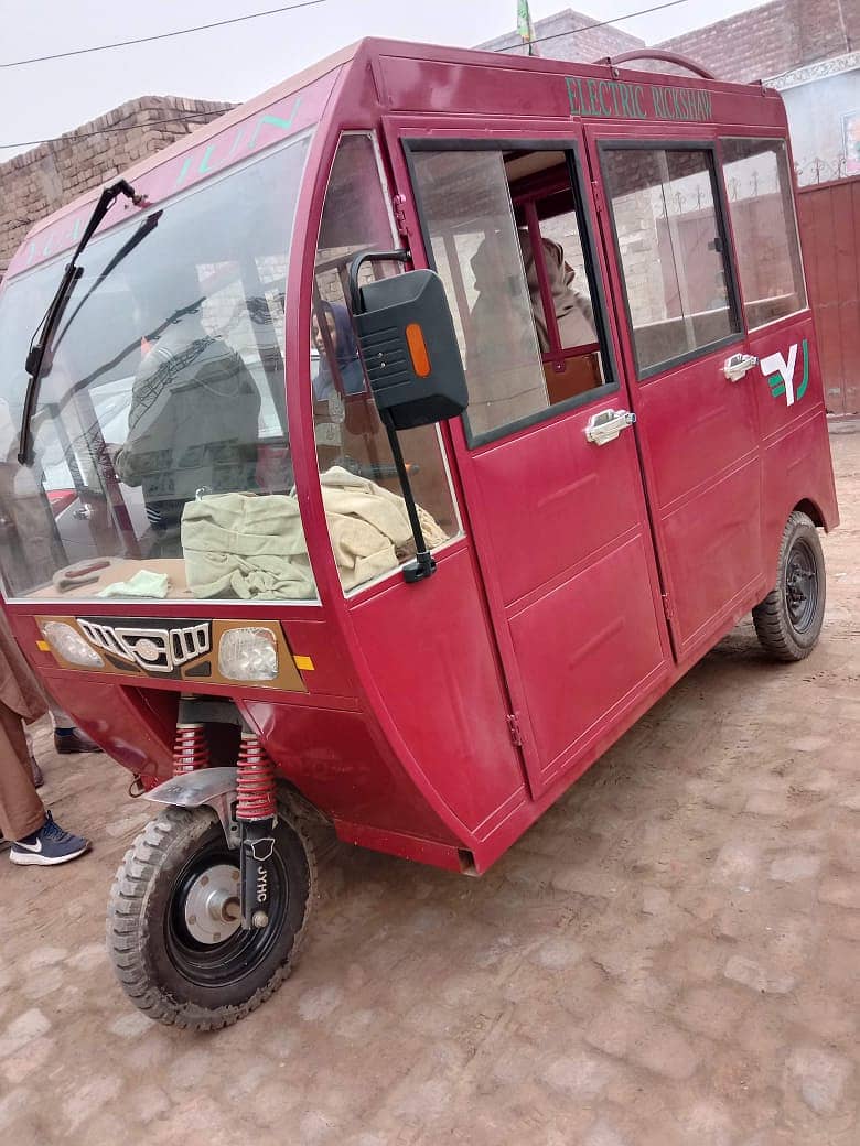 Electric and petrol rikshaw, 22 model, 2 years of usage 1