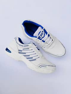 comfortable sports shoes