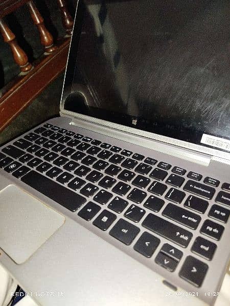 Haier y11b Laptop touch and type 13