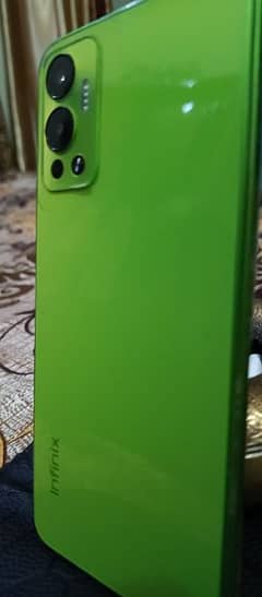 Infinix hot 12