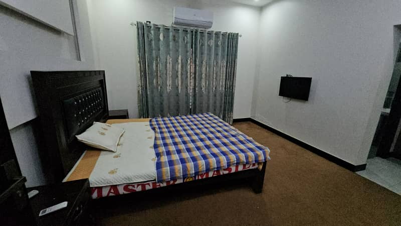 Luxurious 1 Kanal Furnished House for Rent in Citi Housing Jhelum 11