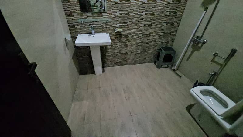 Luxurious 1 Kanal Furnished House for Rent in Citi Housing Jhelum 14