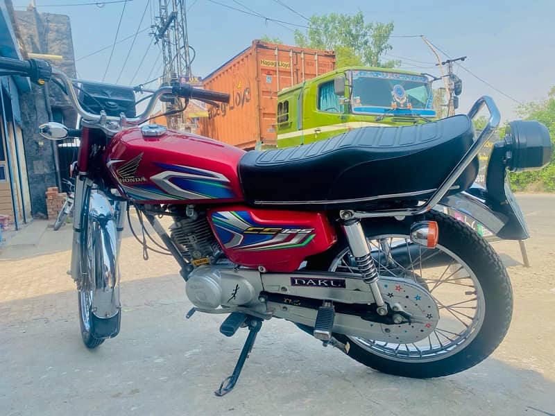 Honda 125 2022 5