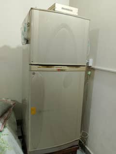 Dawlance Refrigerator Medium Size