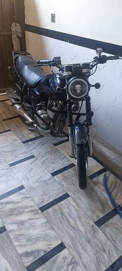 SUZUKI GS 150