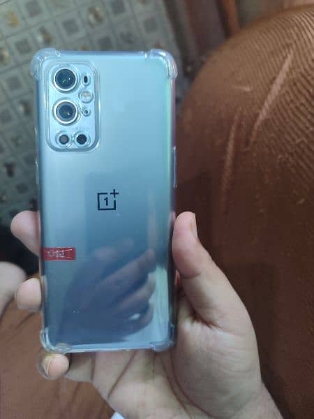 OnePlus 9 Pro 12/256 GB Silver Color 2