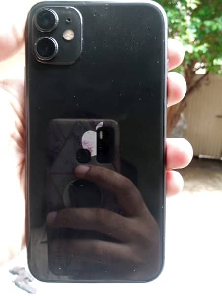 IPHONE1164GB NoN PTA factory unlock 2