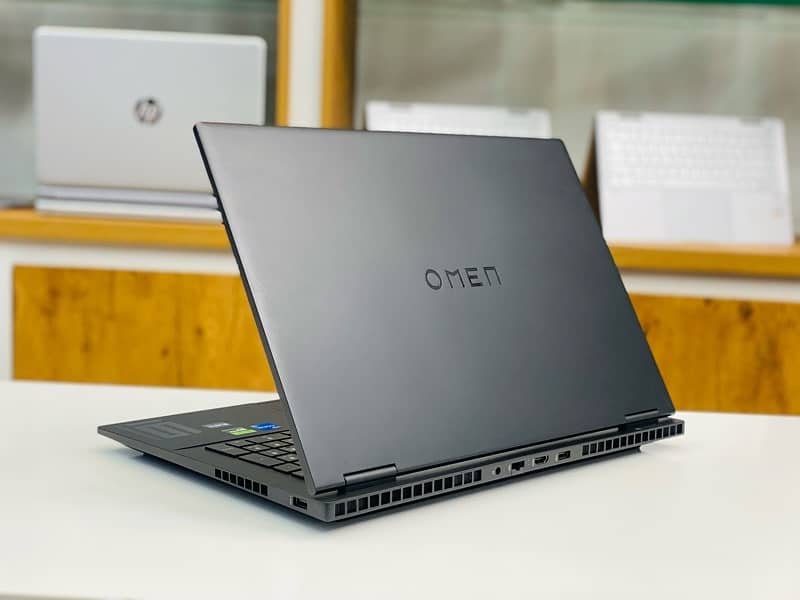 HP OMEN 16-wf0xxx Core i5-13th GEN 16GB RAM 512 SSD 2