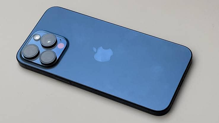 Apple I phone 15 pro max blue titanium pta approved. 3