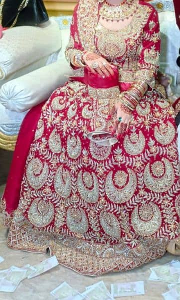 bridal lehnga 0