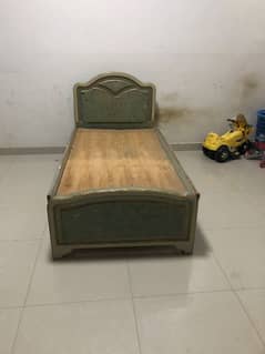 single bed for sale