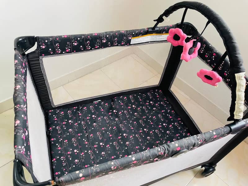 Kids Cot / Baby cot / Kids pram for sale 2