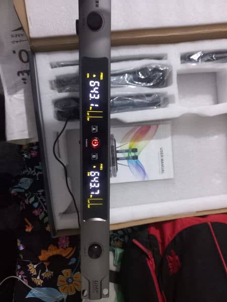 sennheisern Ma-200 wireless microphone In Good condition 5