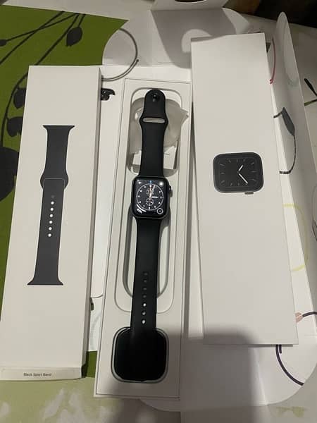 Apple watch series 5 3