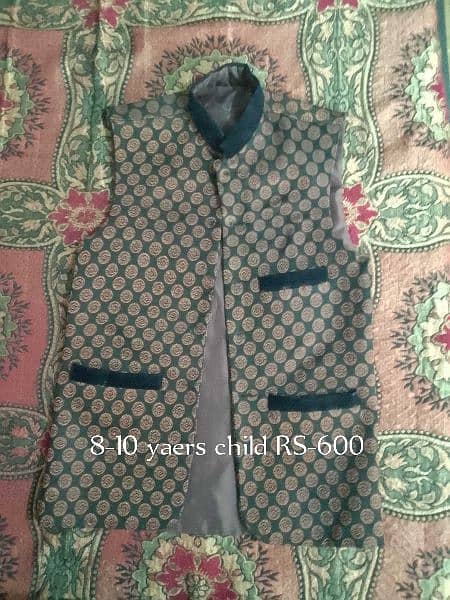 sherwani aur waistcoat hain 1 time used. 8