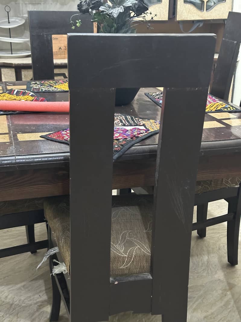 Dining Table with 4 chairs for sale 1