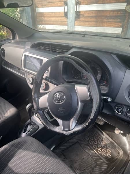 Toyota Vitz 2014 9