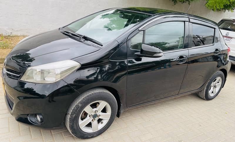 Toyota Vitz 2011 Reg 2015 Jewella 2