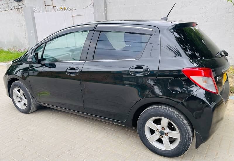 Toyota Vitz 2011 Reg 2015 Jewella 5