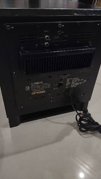 Yamaha Active Powered subwoofer 4