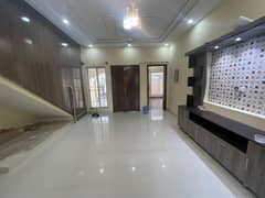 7Marla beautiful house in usman block Double unit