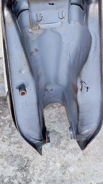 Honda CG 125 Fuel Tank 4