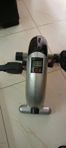 Mini Exercise cycle, exercise cycle, home exercise bike, mini bike, 0