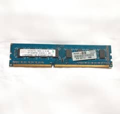 2x 2GB RAM (DDR3)