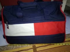 Tommy Hilfiger Traveller Bag New condition 10 by 10