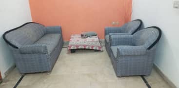 5 seater sofa sets good condition no damage no repair