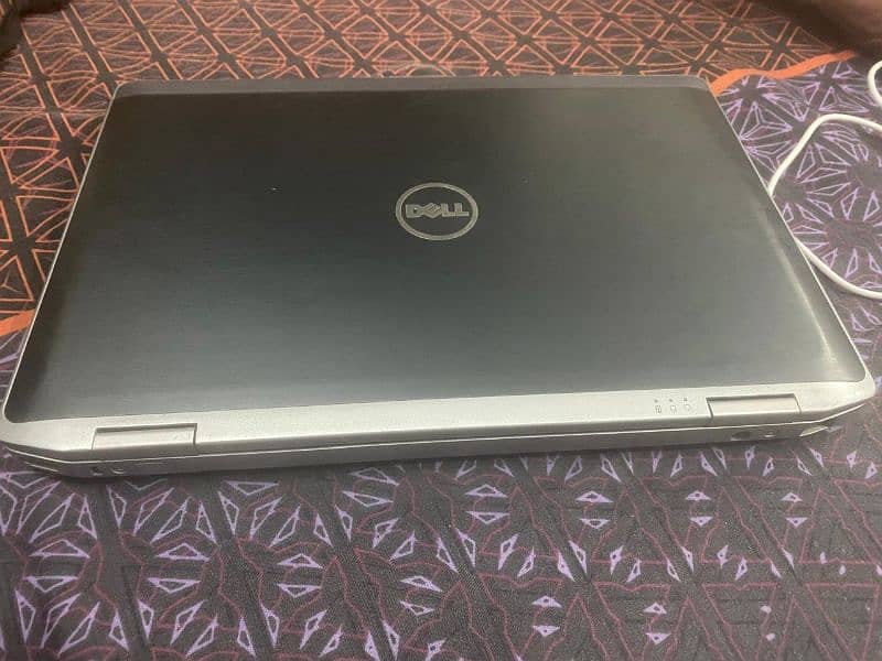 Dell Latitude E6430 0