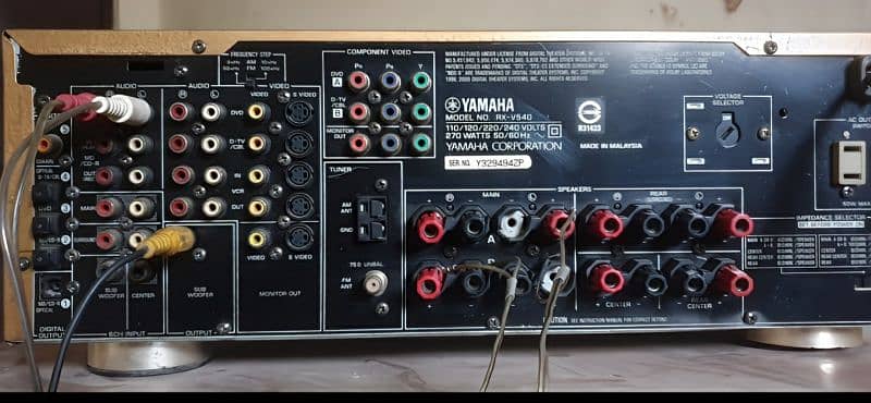 YAMAHA amplifier 5