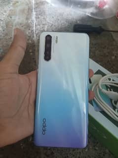 Oppo f15 (8/256)