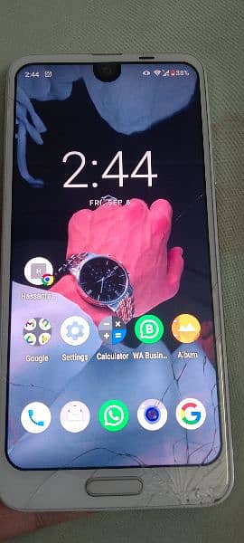 Sharp Aquos r2 4/64 condition 10/8 7