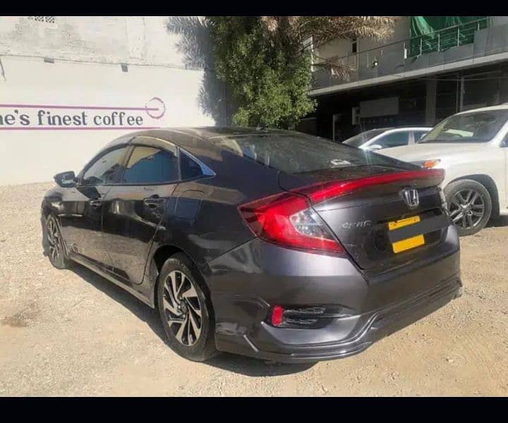 Honda Civic Hardtop 2017 14