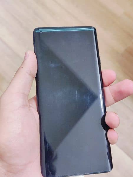 One Plus 8 Pro 5G 12/256 Black colour ( panel break ) 1