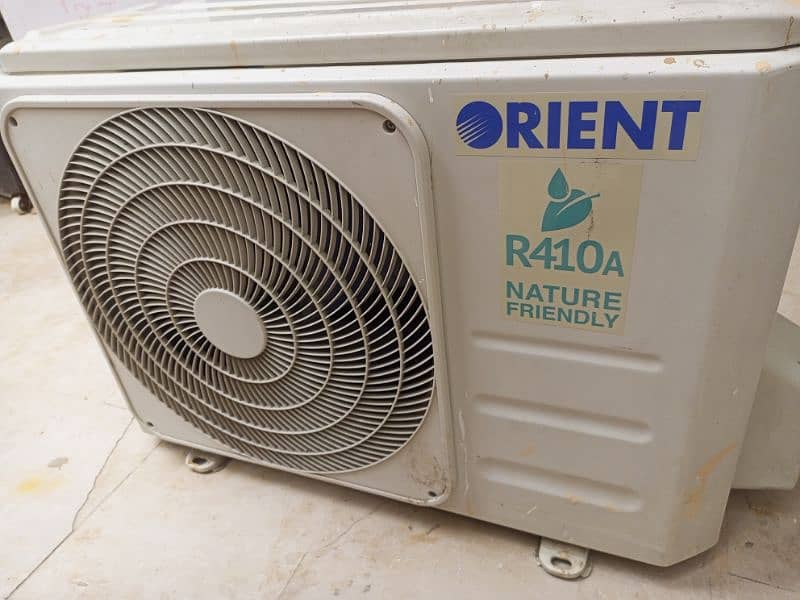 Orient Beta Split Ac 4