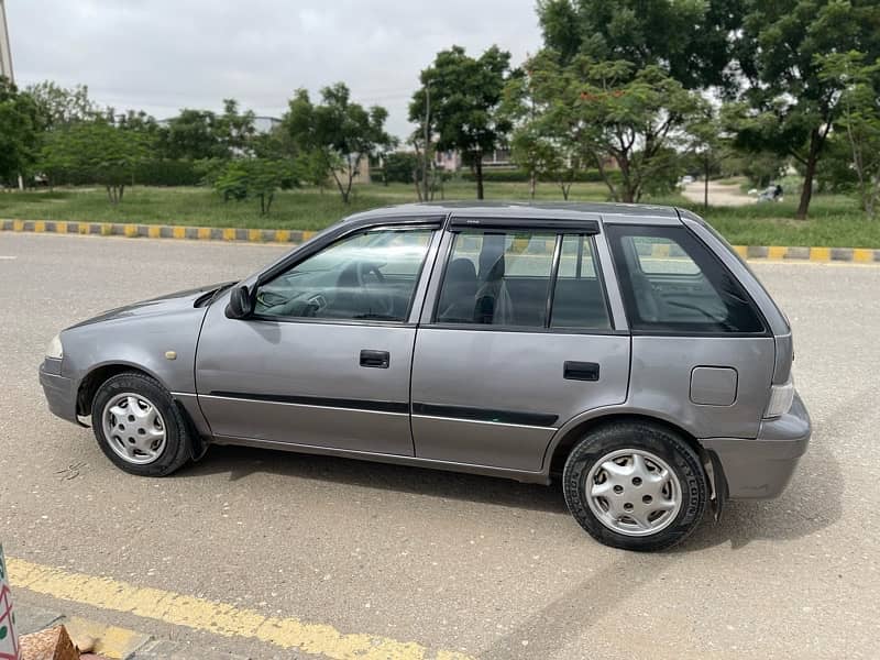 Suzuki Cultus VXR 2015 4