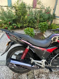 Honda cb150f black