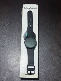 SAMSUNG GALAXY WATCH 4