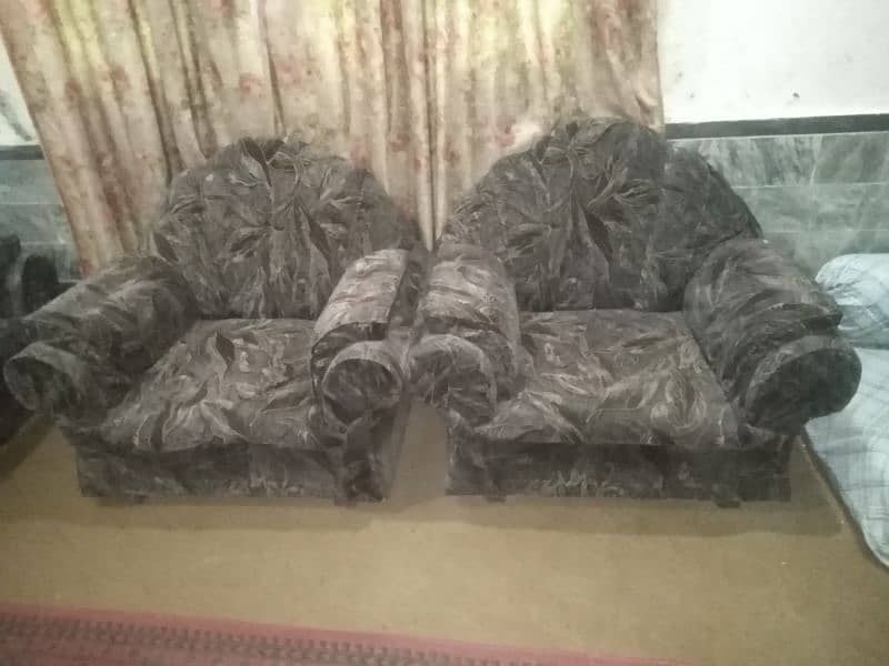 2 set 5 seater sofa for sale 4