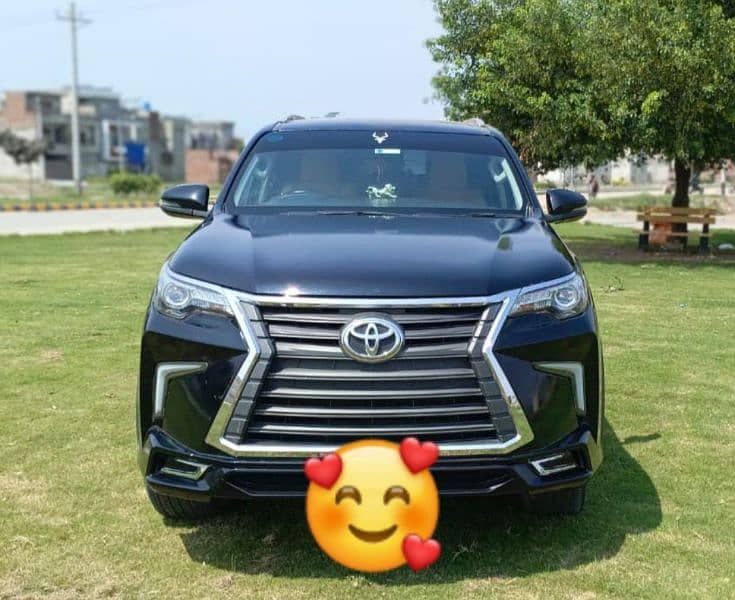 Toyota Fortuner V 2018 4