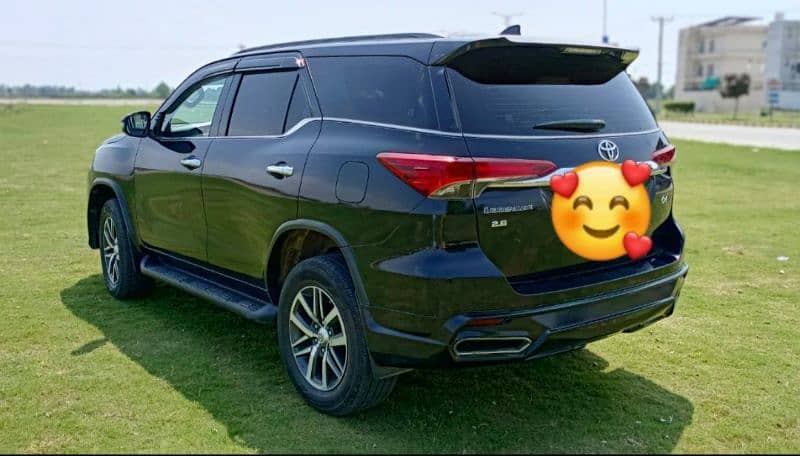 Toyota Fortuner V 2018 7