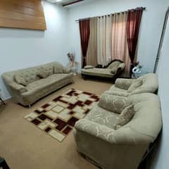 7 seater sofa set included chenoiti seaty.