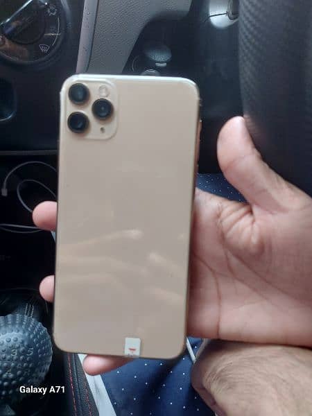 i Phone 11pro Max 256gb Gold Colour 0