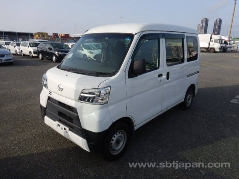 Daihatsu Hijet 2019 1