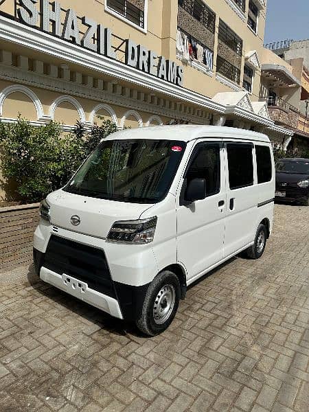 Daihatsu Hijet 2019 3