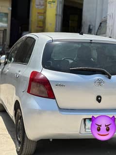 Toyota Vitz 2012