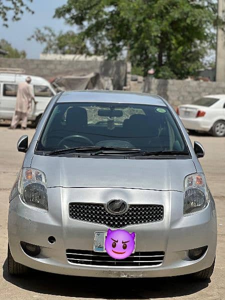 Toyota Vitz 2012 3